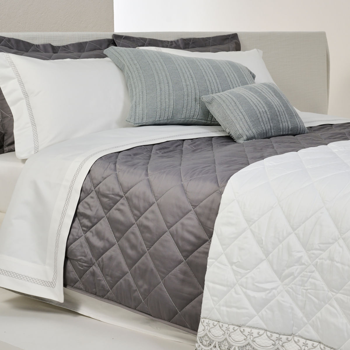 01 10 0722 Jogo de Lencol Imperiale 1000 Fios Branco Prata 002